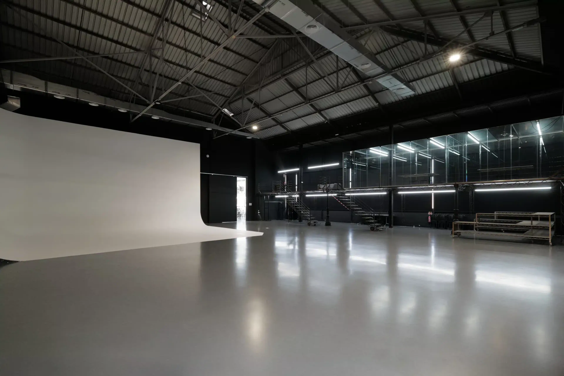 Superstudio Stage 2