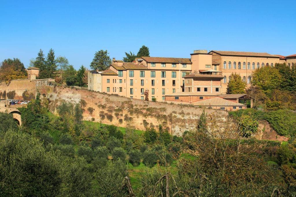 Hotel Athena