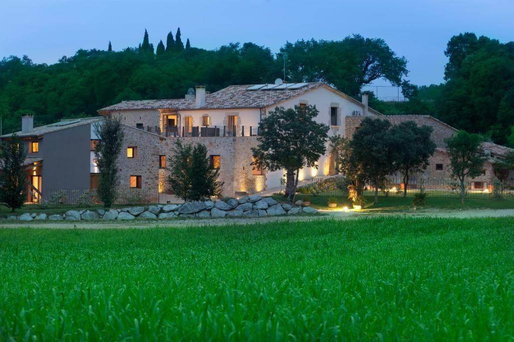 Hotel Masia Can Clotas