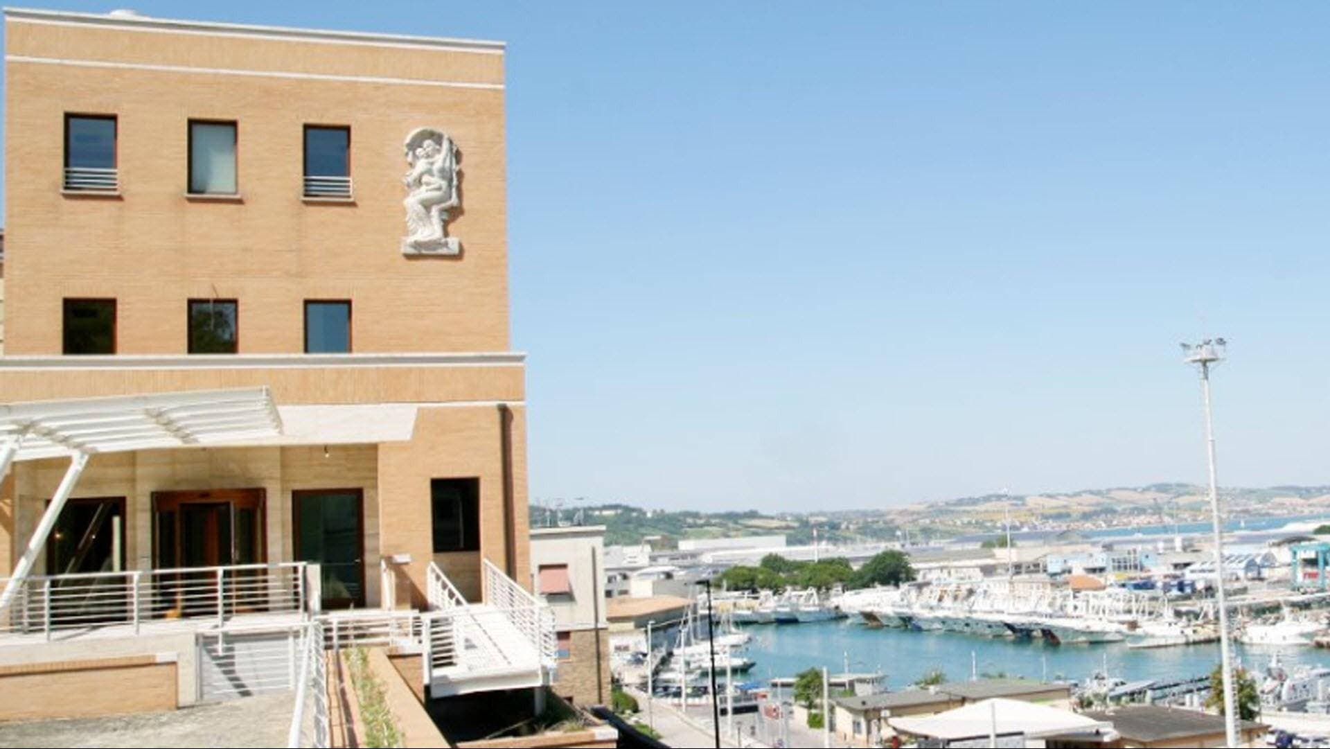 SeePort Hotel