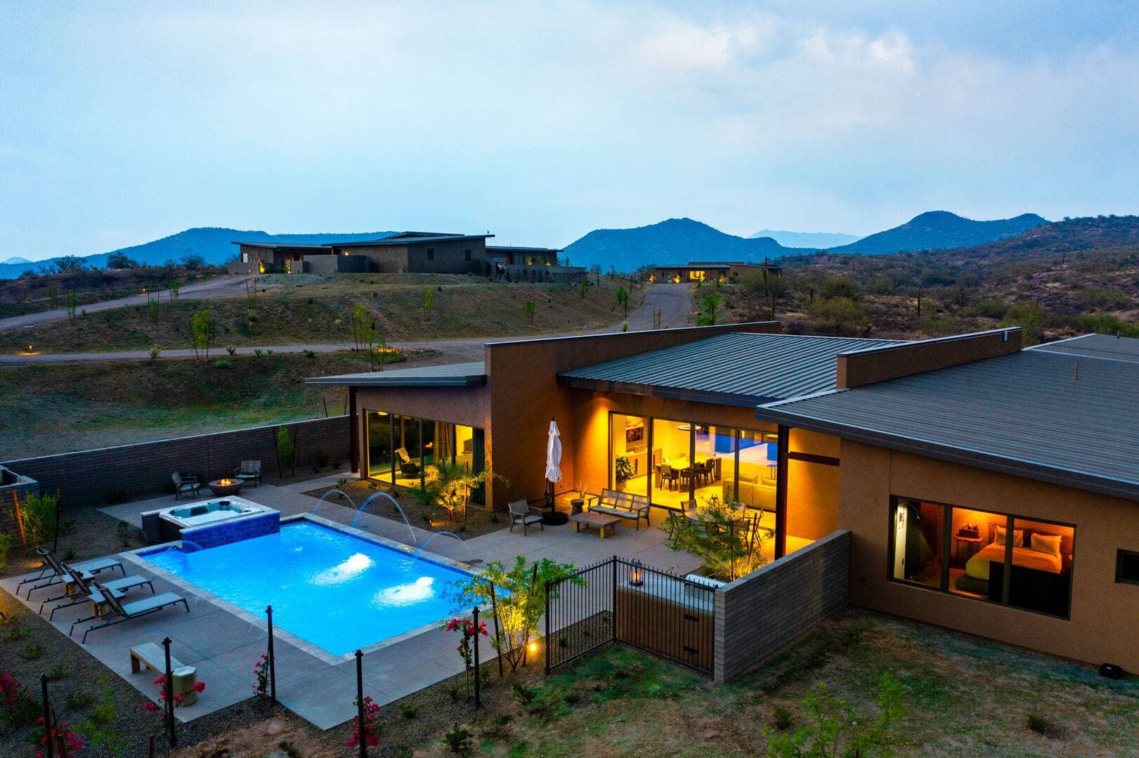 Paradise Canyon Retreat - 3 Private Estates