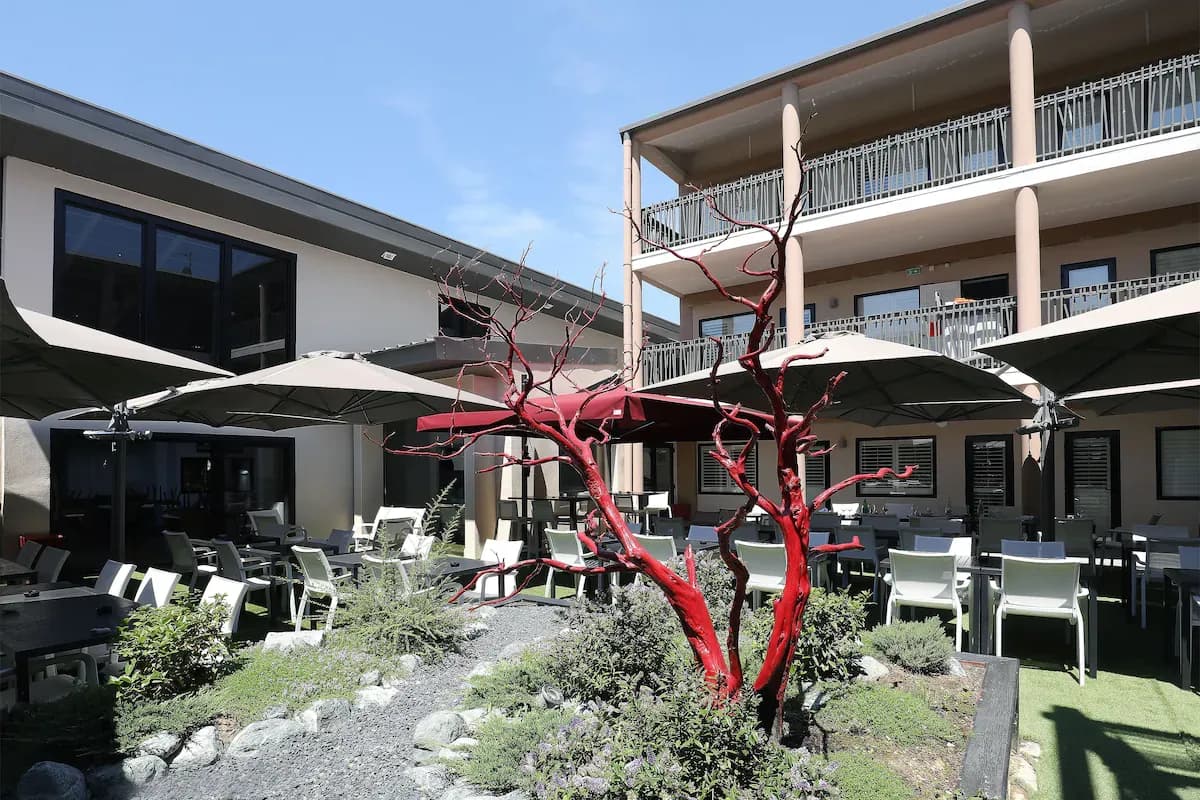 L'Hôtel Le Néliö