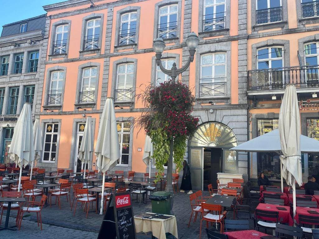 Le Vieux Cèdre Grand Place