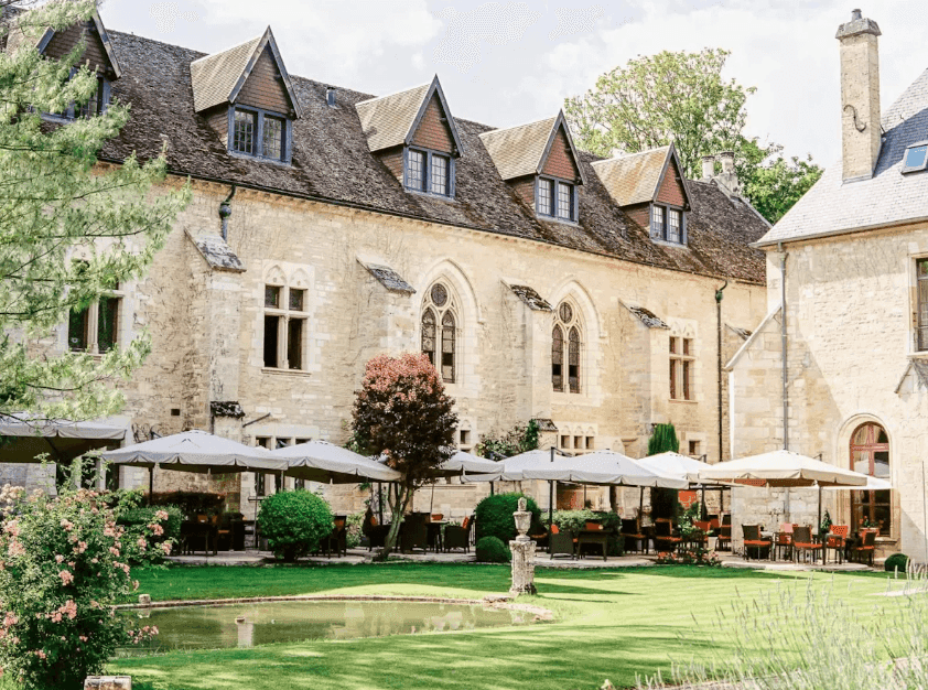 Domaine offrant un cadre enchanteur pour votre prochain séminaire d'entreprise. 