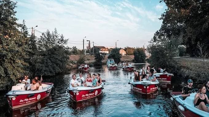 Les P'tits Bateaux - Rennes & La Capitainerie