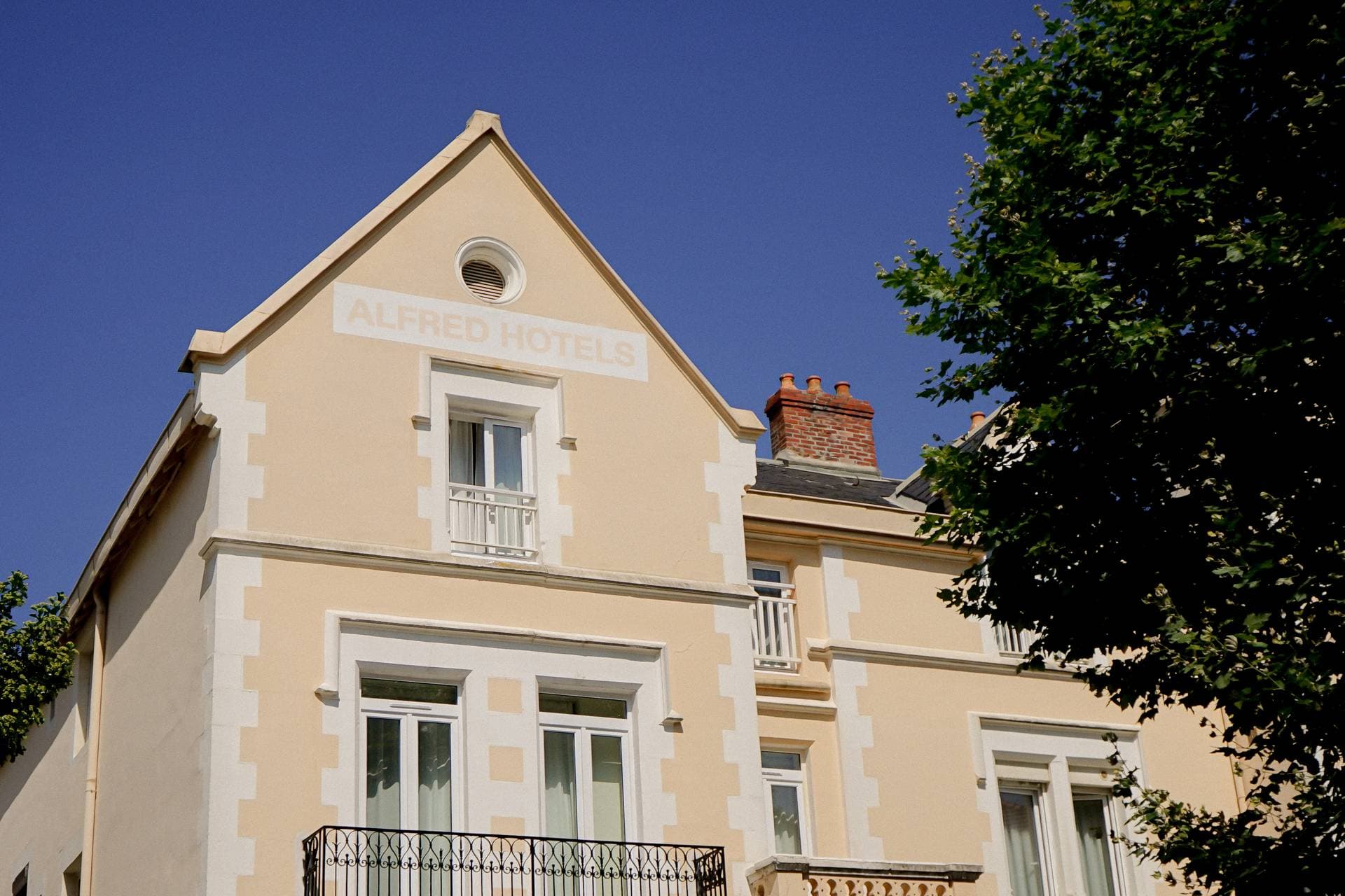 ALFRED HOTELS - Biarritz Les Halles ***