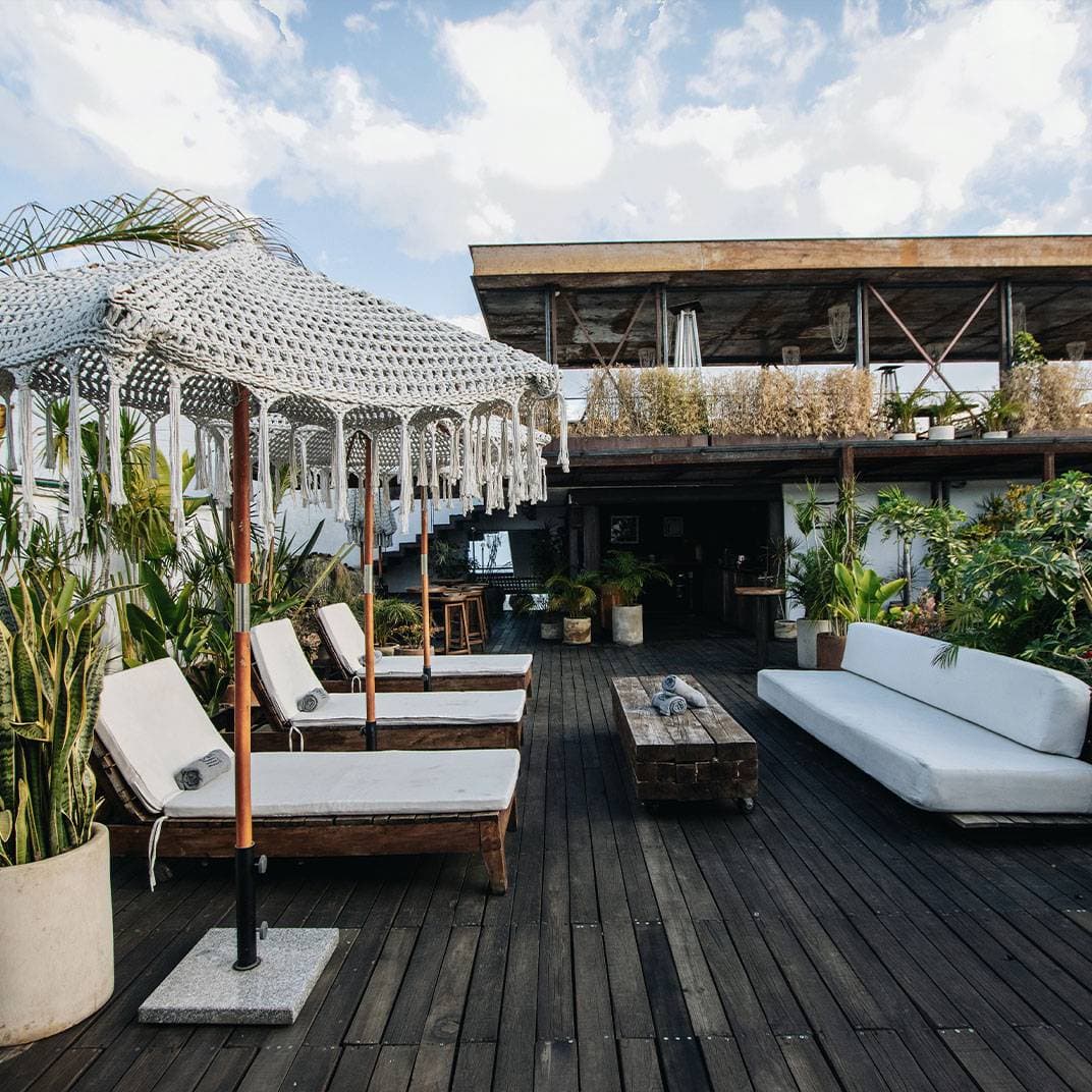 Hotel Sin Nombre