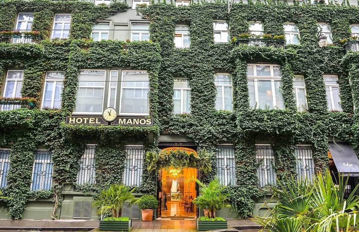 Hotel Manos Premier