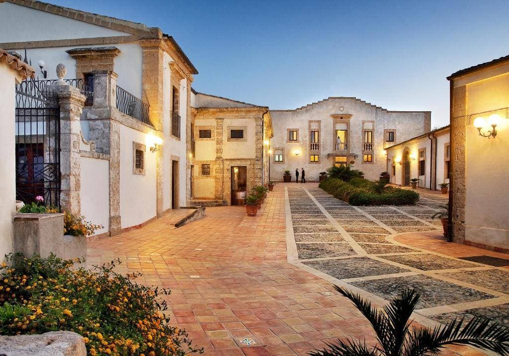 Villa Favorita Noto – Relais