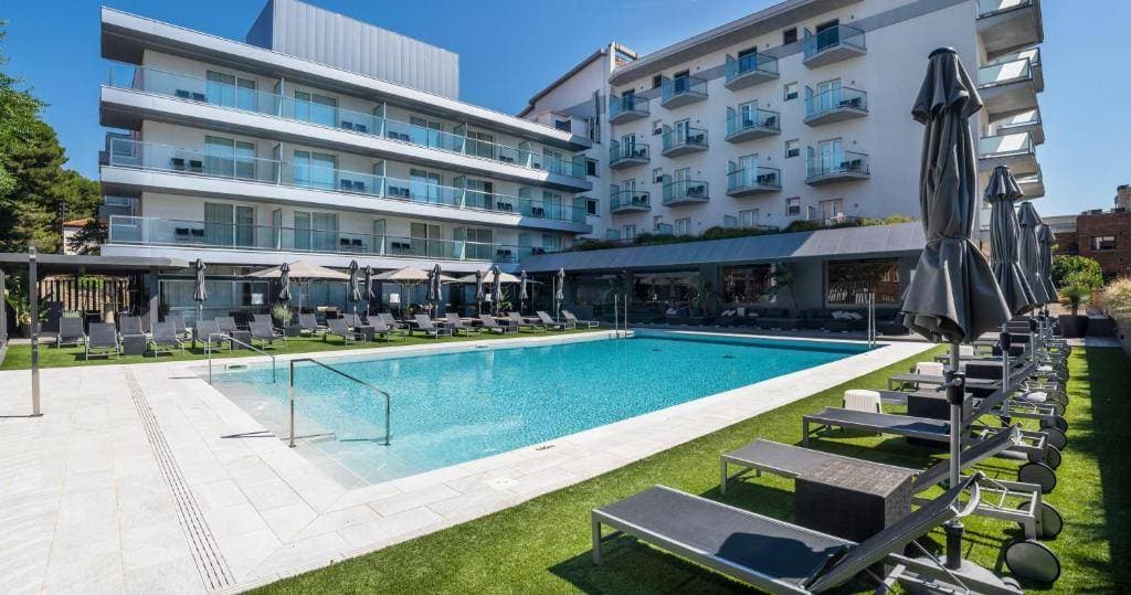 Hotel Astari