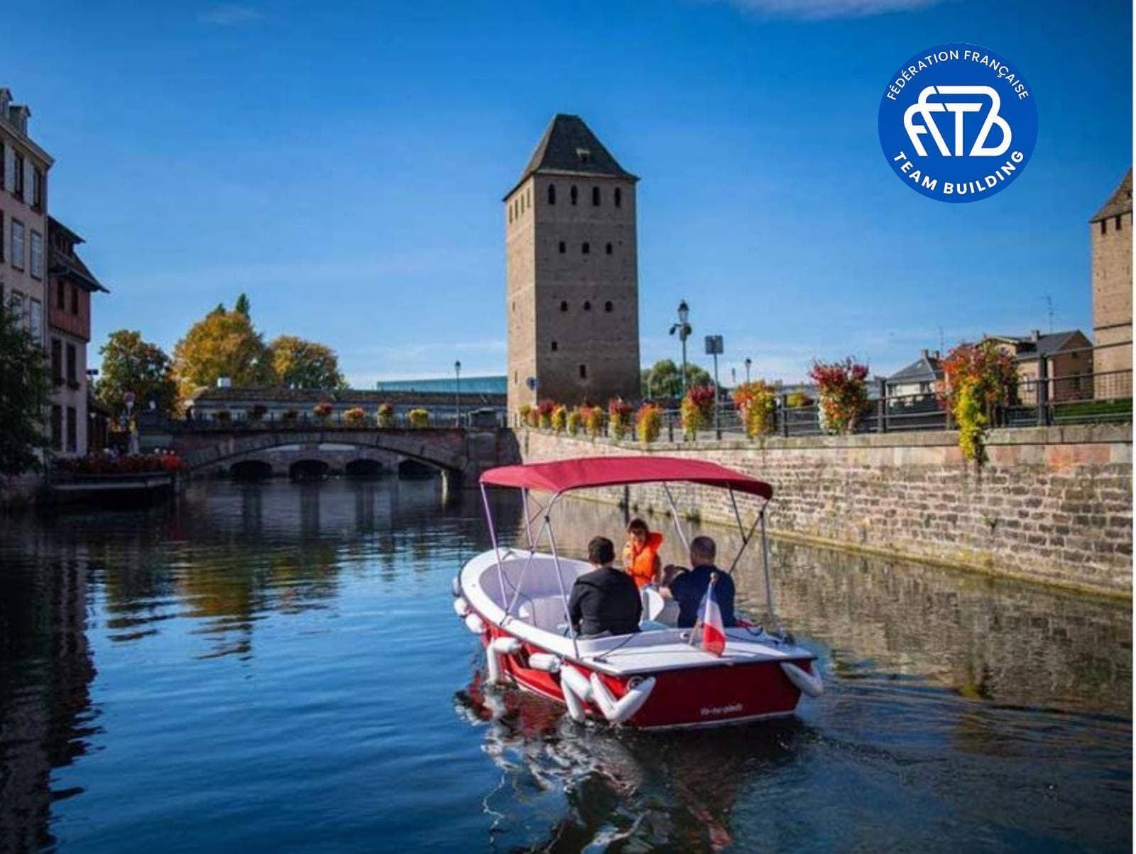 Chasse au trésor en bateau électrique et sans permis Strasbourg - Marin d'Eau Douce