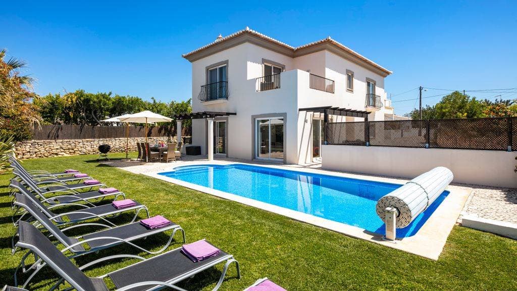 Luxury Villa Tucci