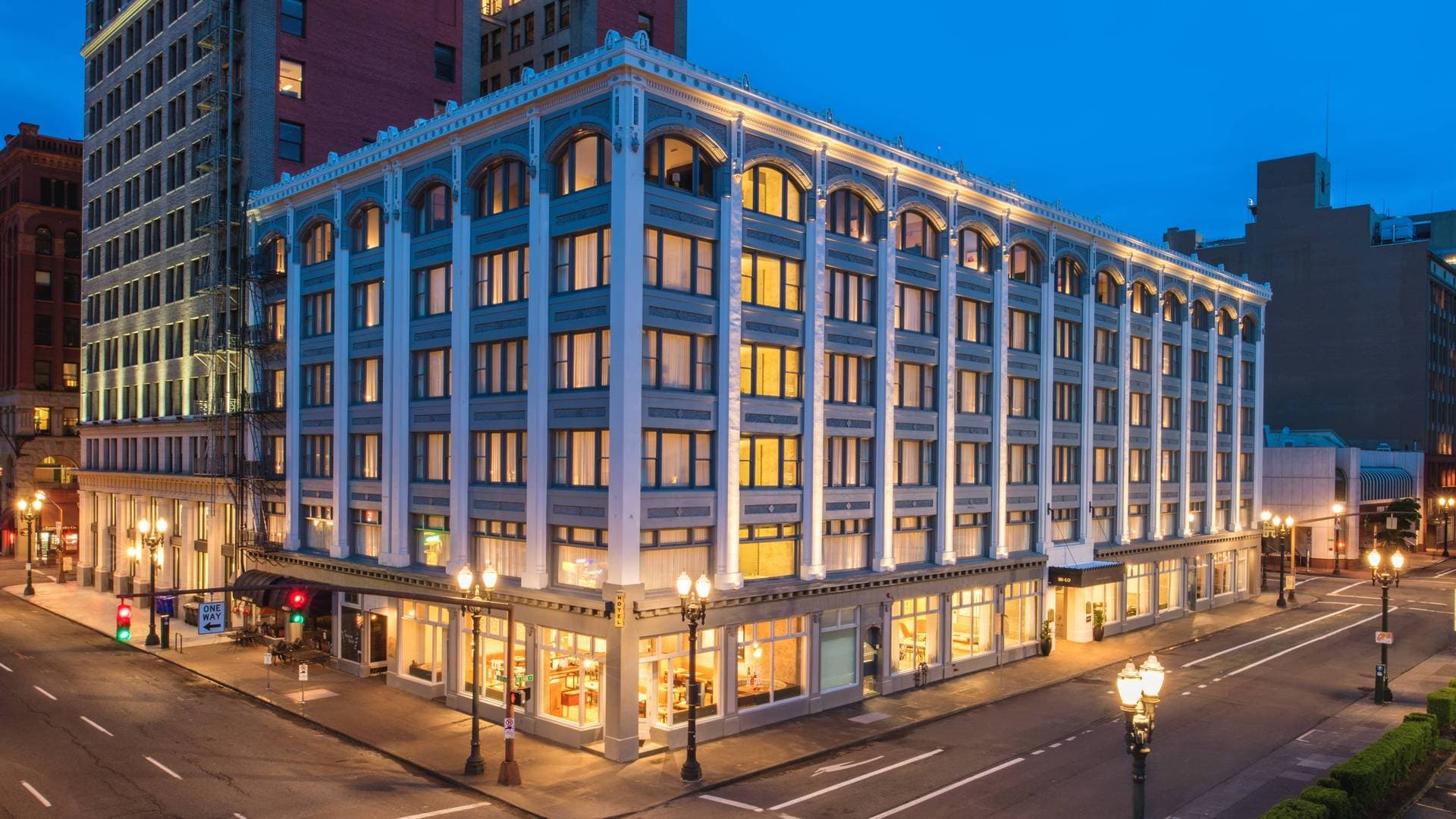 The Hi-Lo Hotel, Autograph Collection