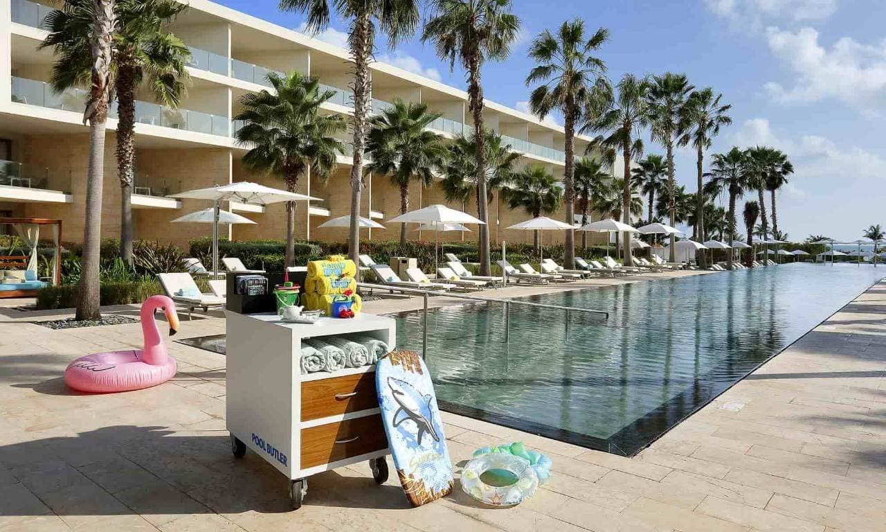 Family selection at Grand Palladium Select Costa Mujeres